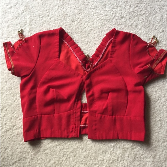 Red color blouse with gold designs - Picture 7 of 9